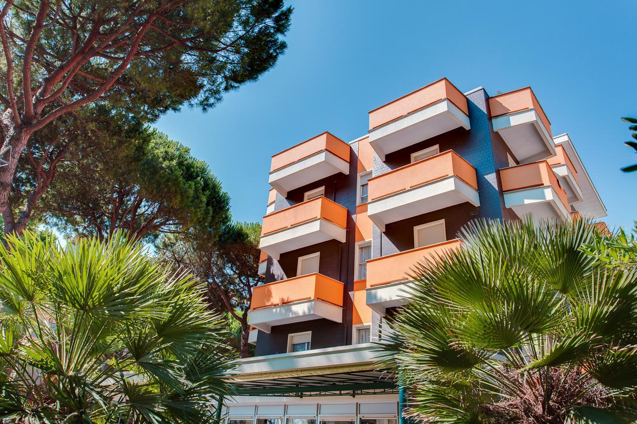 Hotel San Pietro Cervia Exteriör bild