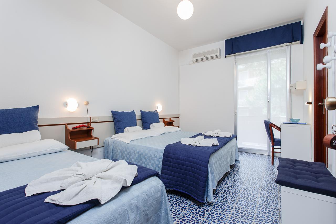 Hotel San Pietro Cervia Exteriör bild